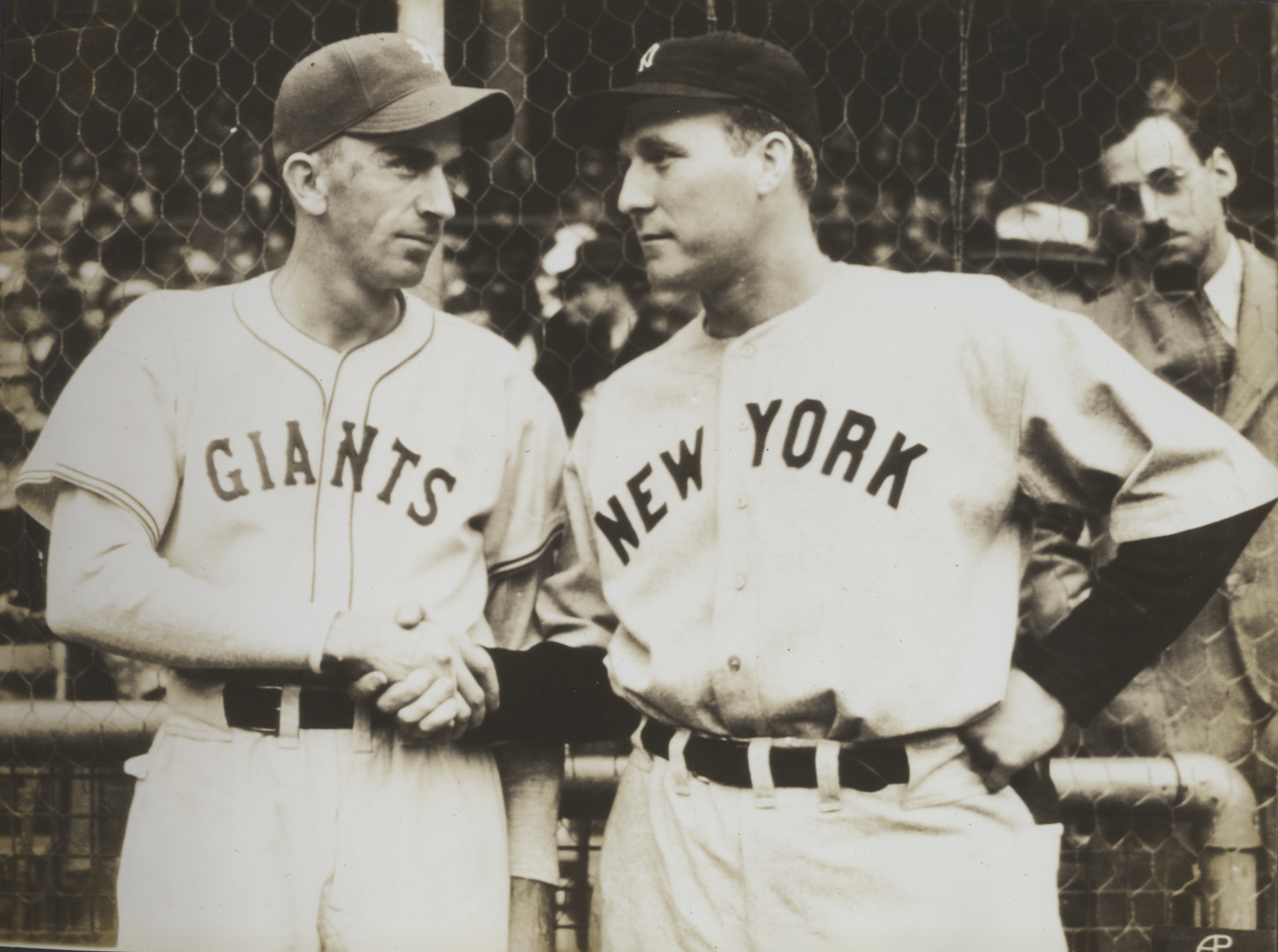 Carl Hubbell and Red Ruffing shake hands before the 1934 All Star Game.